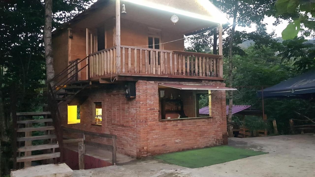 Oasis Gasamania Ξενοδοχείο Μπατούμι Εξωτερικό φωτογραφία